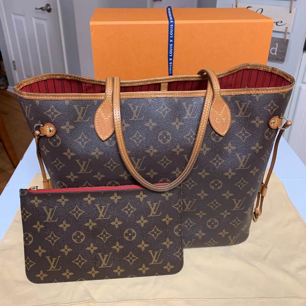 Louis Vuitton Neverfull MM With Clutch Authentic